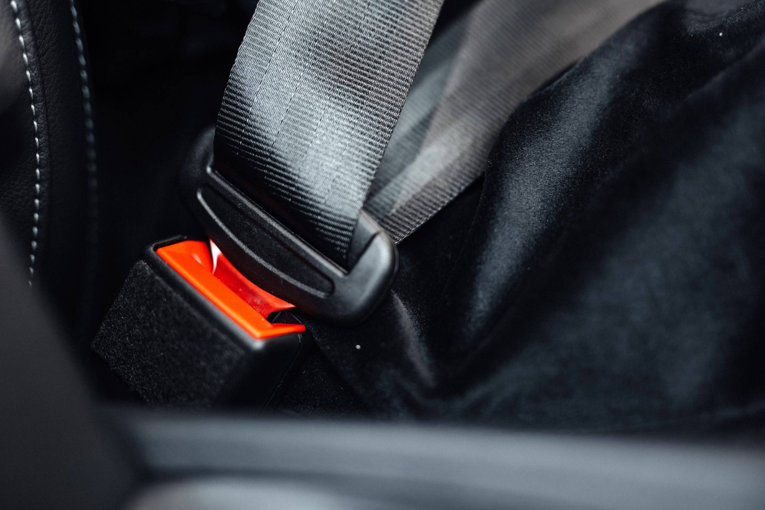 Cinture di sicurezza in un'automobile